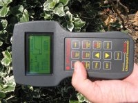 FLUOROMETRU PORTABIL DETERMINARE STRES AMBIENTAL